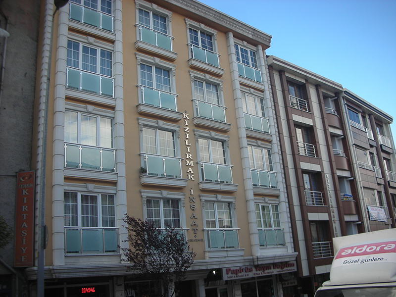 Fevzi cakmak mahallesi Ferhatpaşa caddesi Esenler - İstanbul